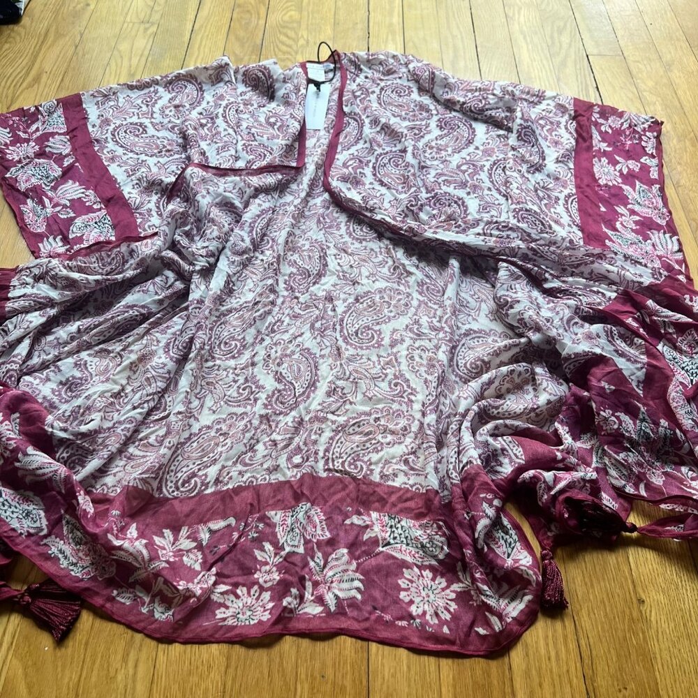 Rebecca Minkoff O/S NEW Pretty Paisley Ruana in Cherry Multicolor Cover Up Scarf - Picture 12 of 14